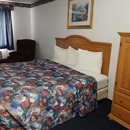 Glacier Gateway Inn Cut Bank Esterno foto